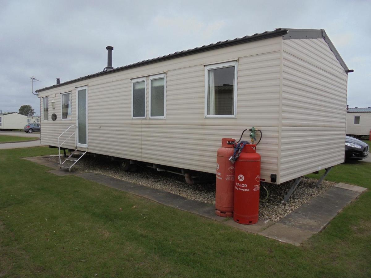 Coral Beach : The Richmond:- 6 Berth, Blow Heated Інголдмеллс Екстер'єр фото